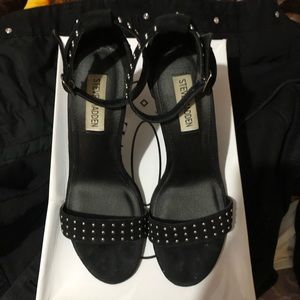 Steve Madden Carrson-S Black with Studs